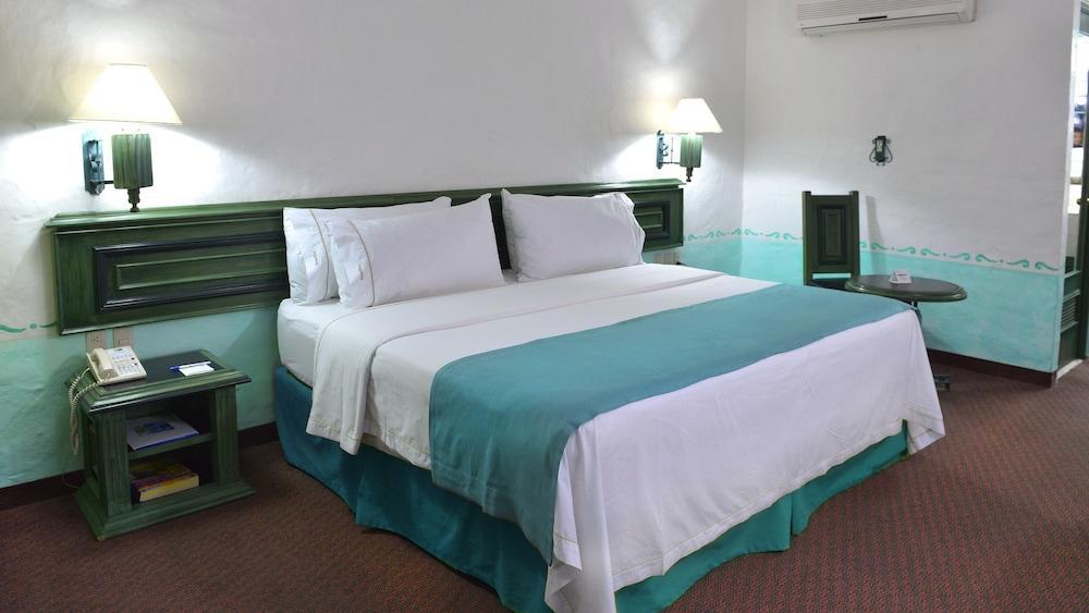 Holiday Inn Express Morelia By Ihg Exteriör bild
