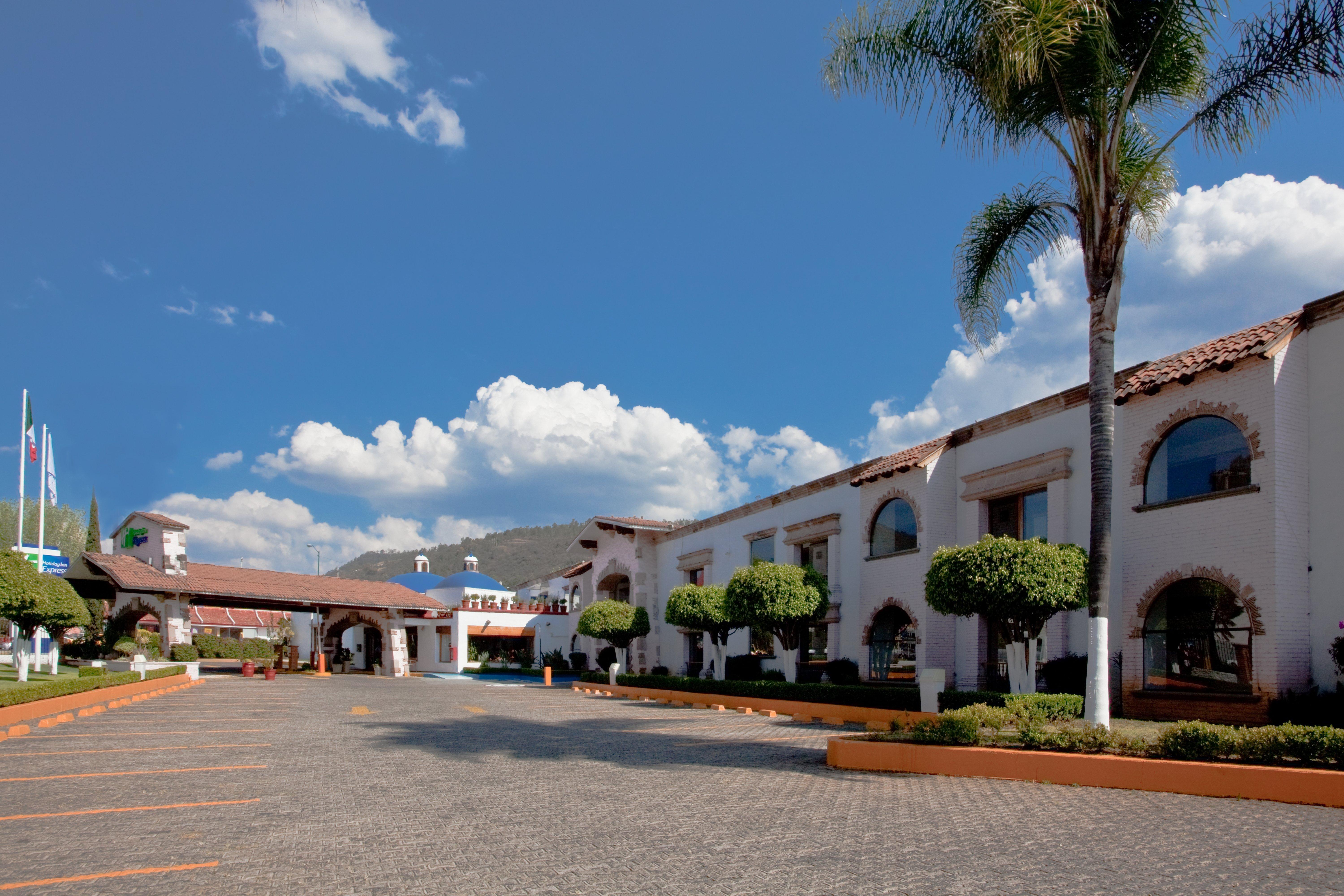 Holiday Inn Express Morelia By Ihg Exteriör bild