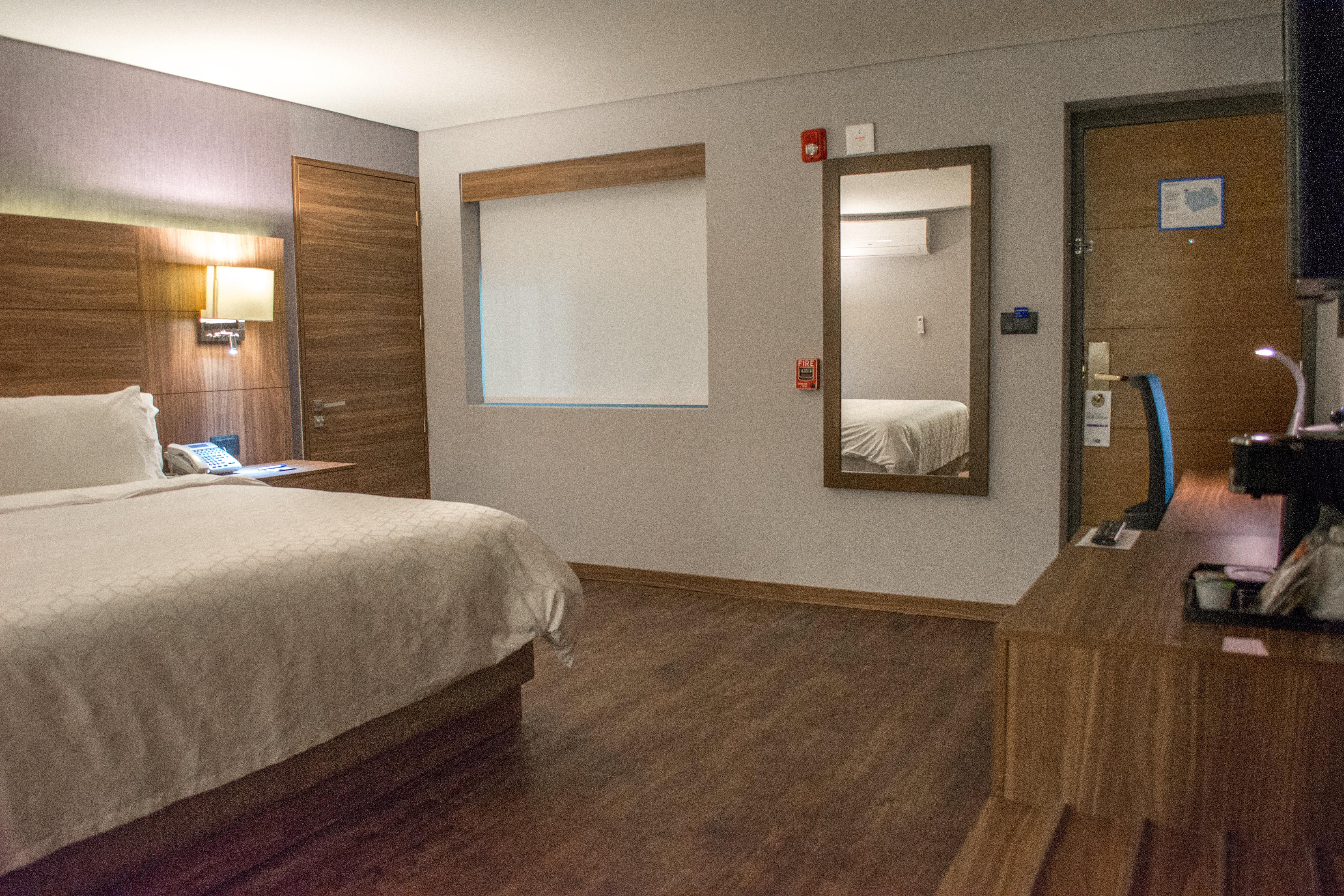 Holiday Inn Express Morelia By Ihg Exteriör bild