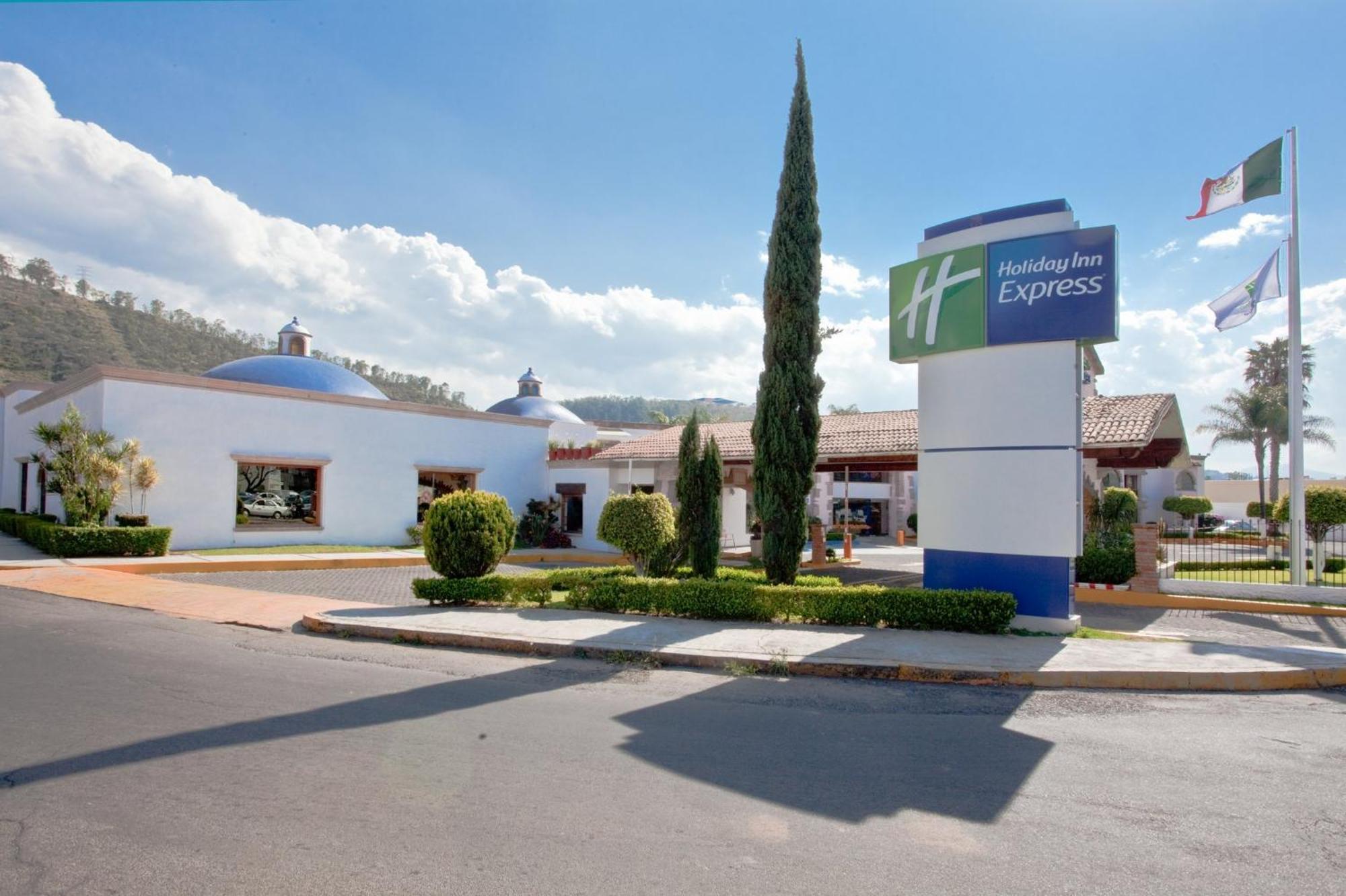 Holiday Inn Express Morelia By Ihg Exteriör bild