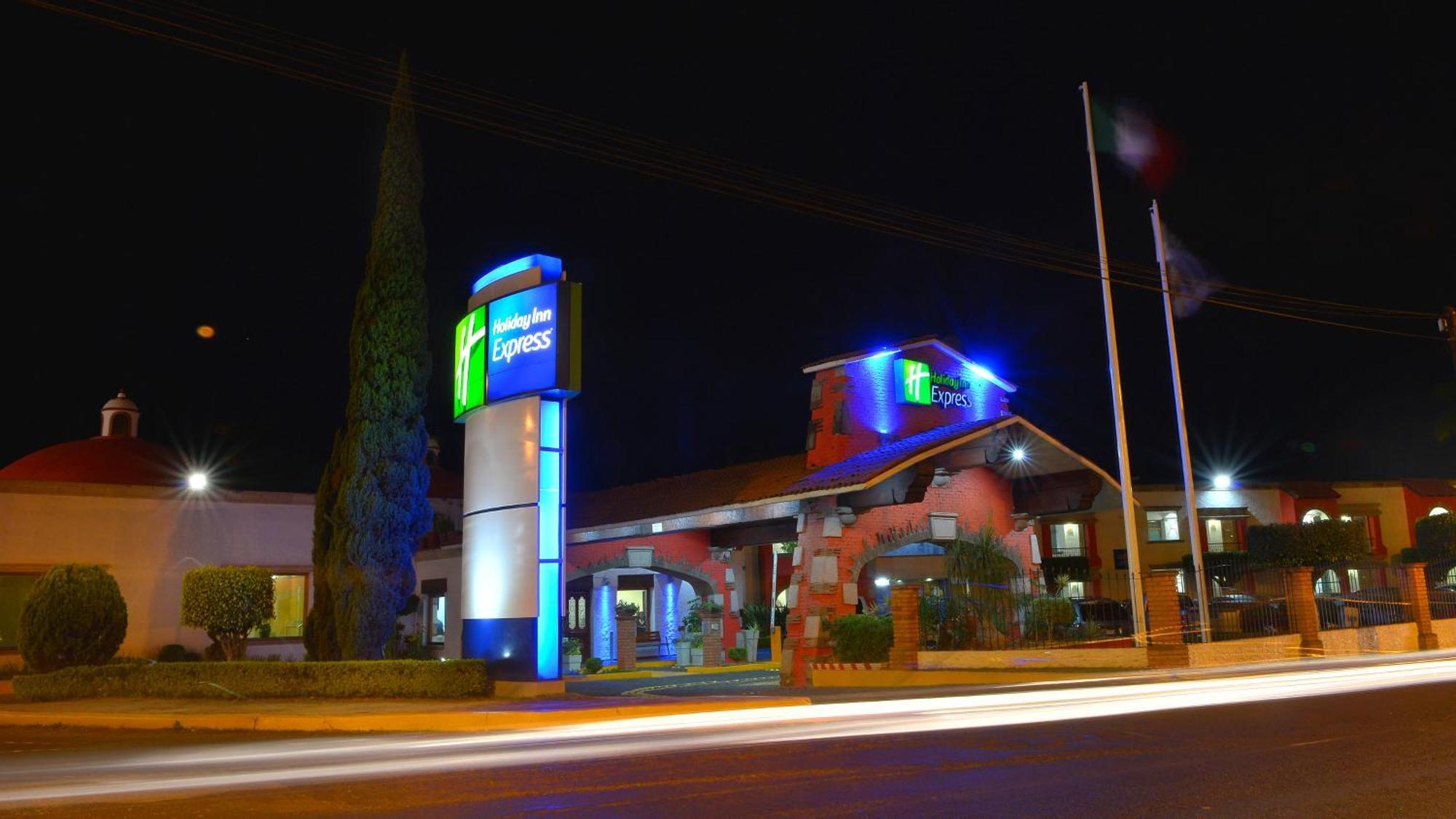 Holiday Inn Express Morelia By Ihg Exteriör bild