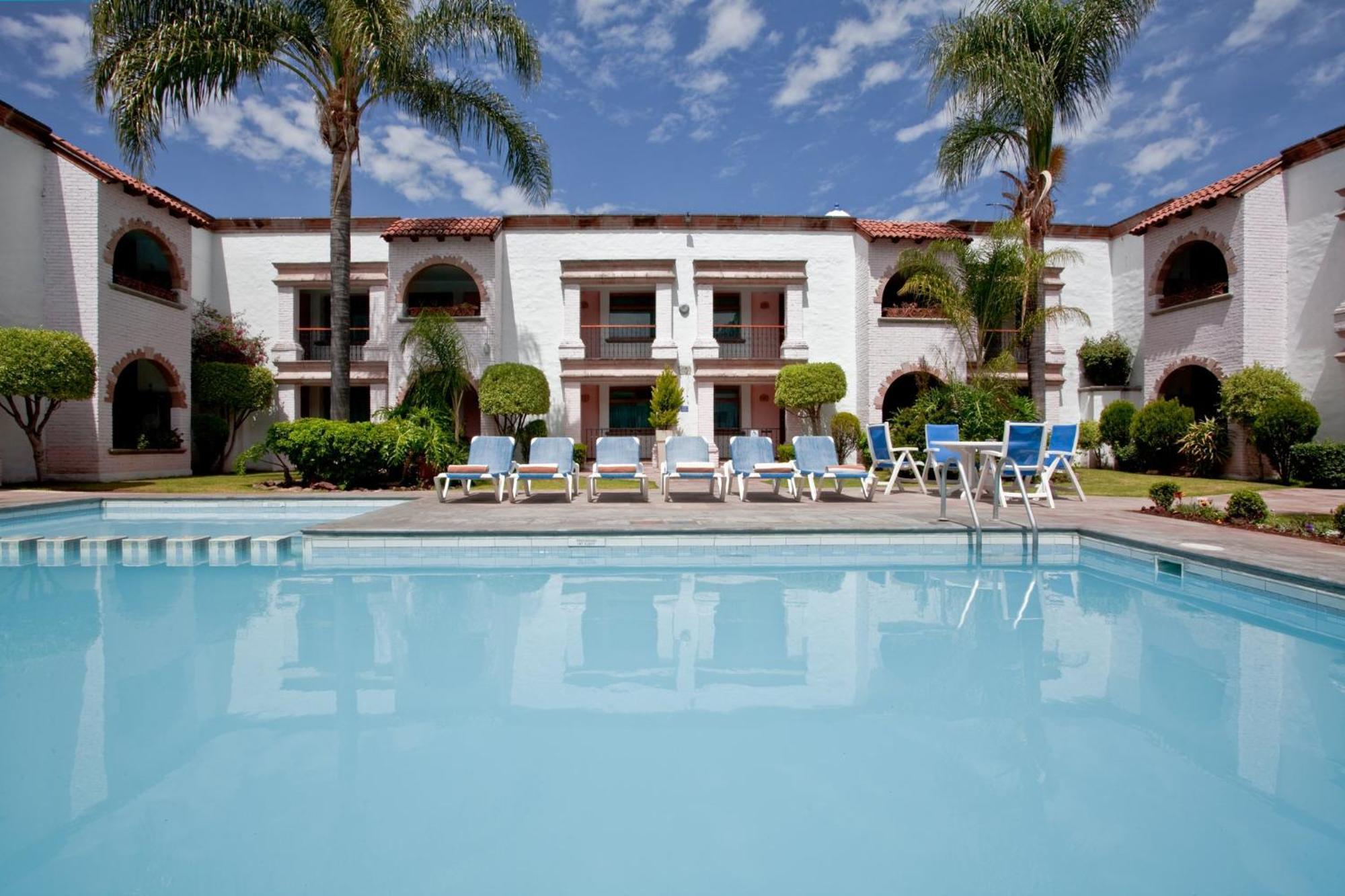 Holiday Inn Express Morelia By Ihg Exteriör bild