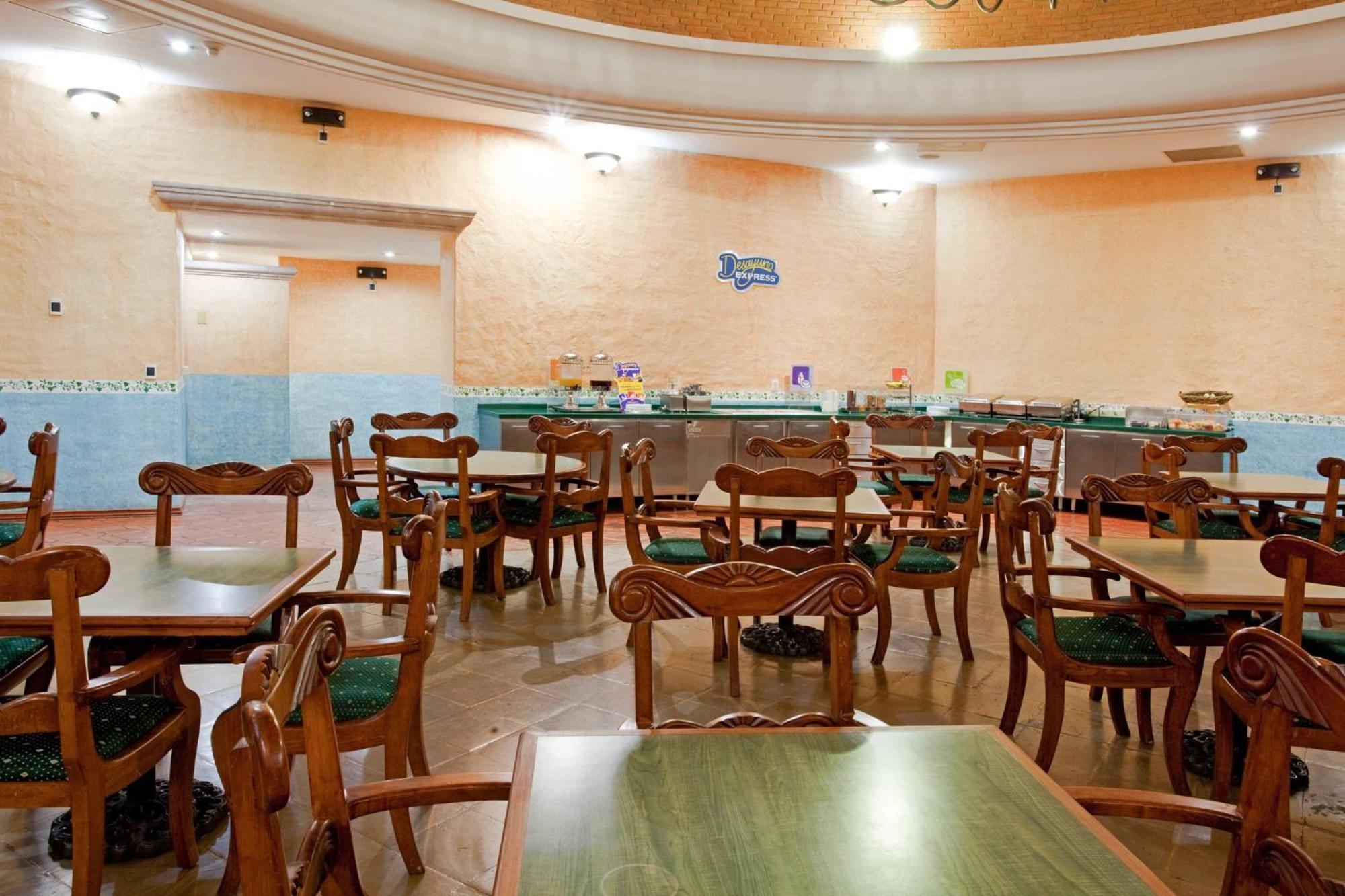 Holiday Inn Express Morelia By Ihg Exteriör bild